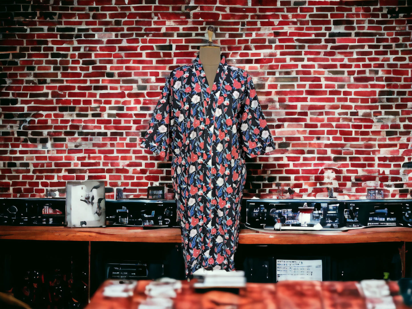 BLACK FLORAL Print - Kimono Robe